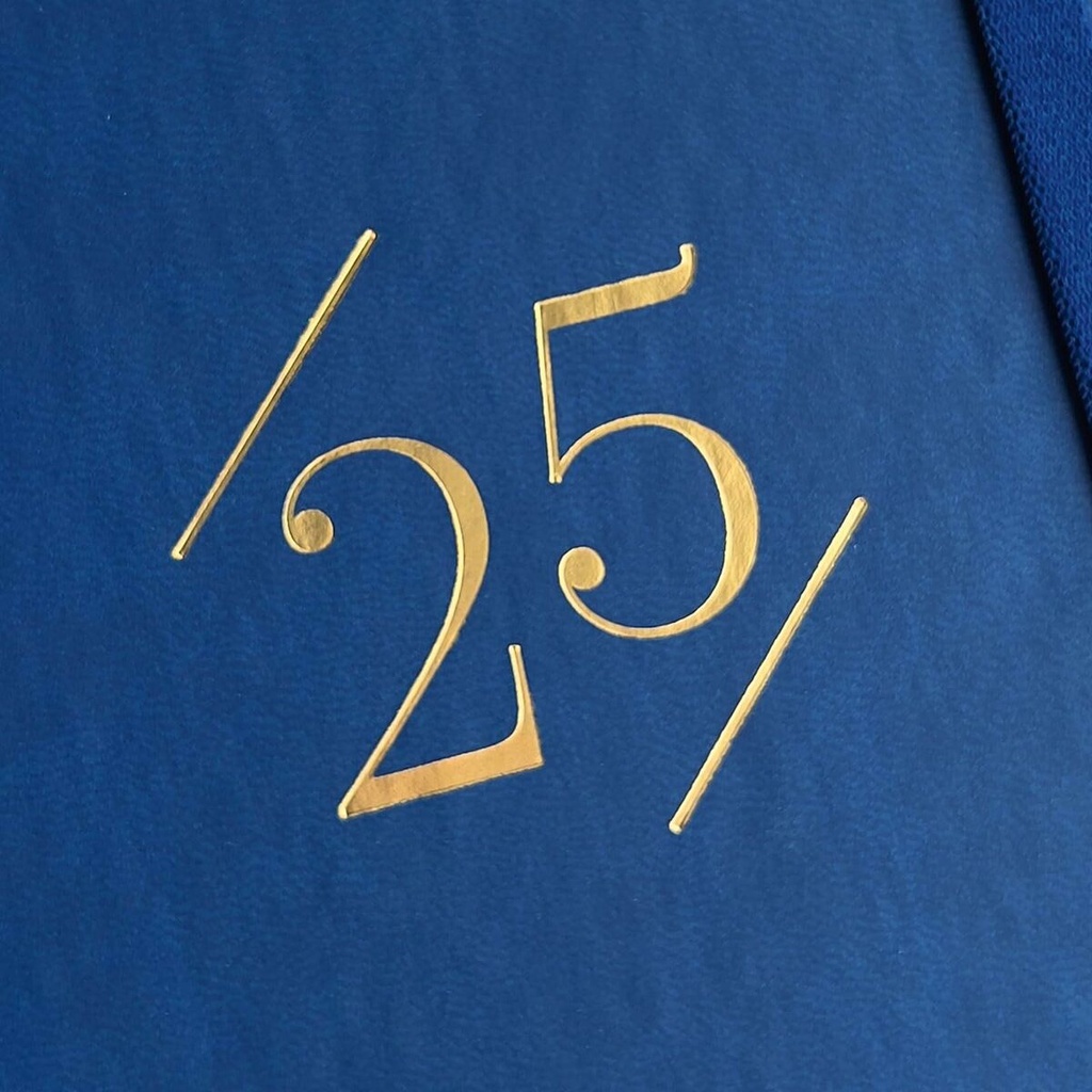 8422952385523_R40